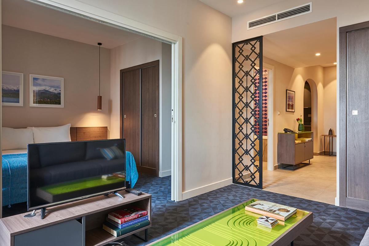 M Suite Hotel Algiers Екстериор снимка